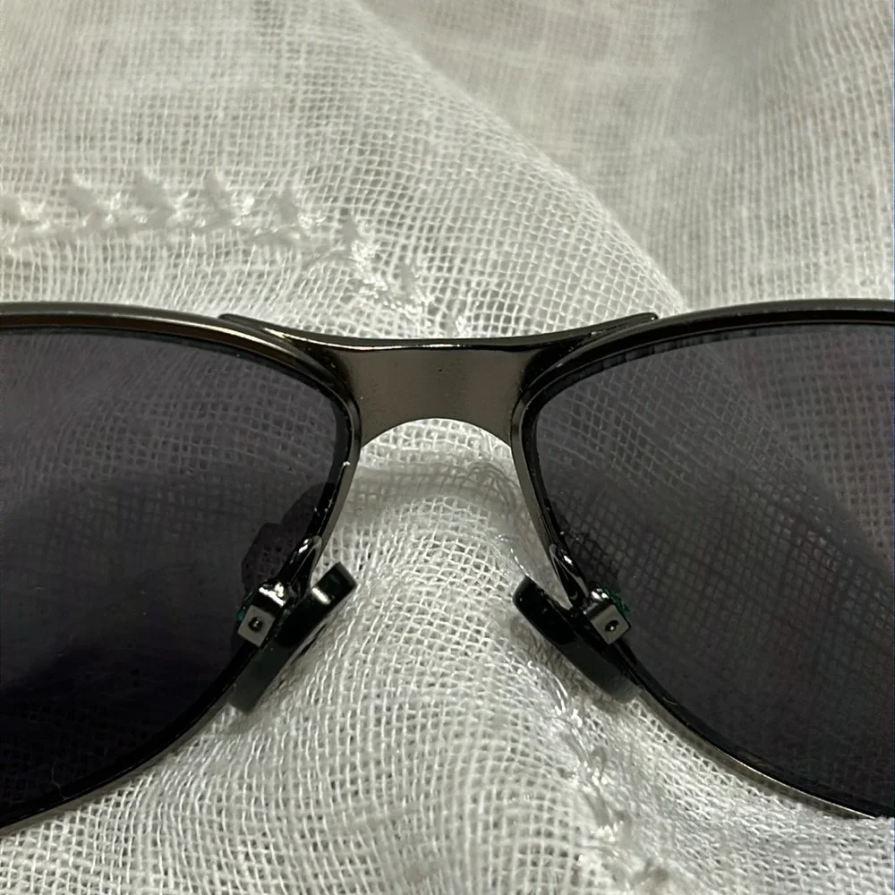 Iron Man sunglasses with Ray-Ban case